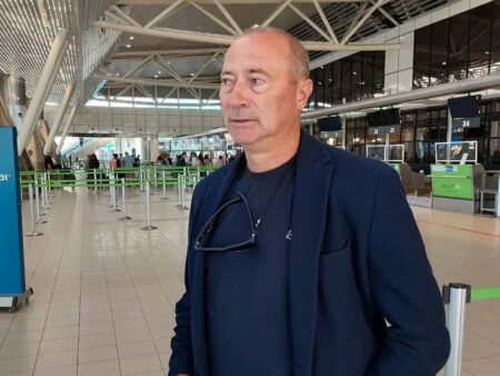 Емил Велев: Левски може да победи още в Израел, Апоел не е това, което беше