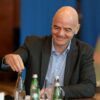 Инфантино отвръща на критиците: Огромното мнозинство в световния футбол е с мен